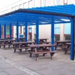 مظلات المدارس